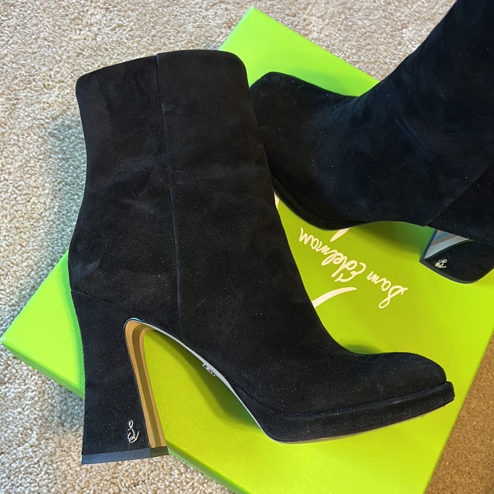 Excellent condition Sam Edelman, Jaye, Suede Boot